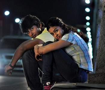 Ponmaalai Pozhudhu Movie Lyrics